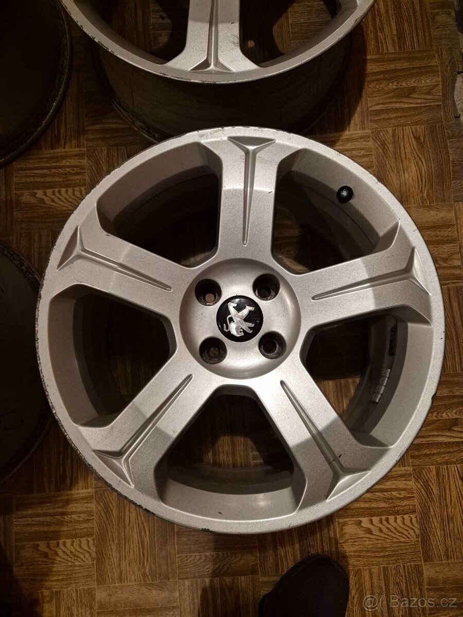 Predam 4 hliníkové kolá Original peugeot 308 lincanbur 4x108 - 3