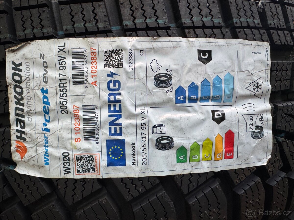 Hankook icept evo2 205/55 R17 - 3