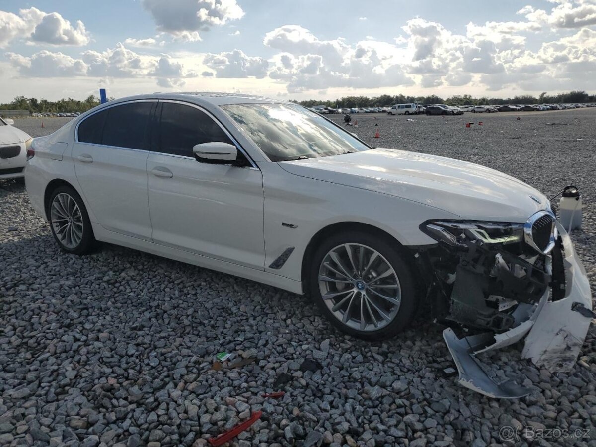 BMW 530XE 2023 - 3