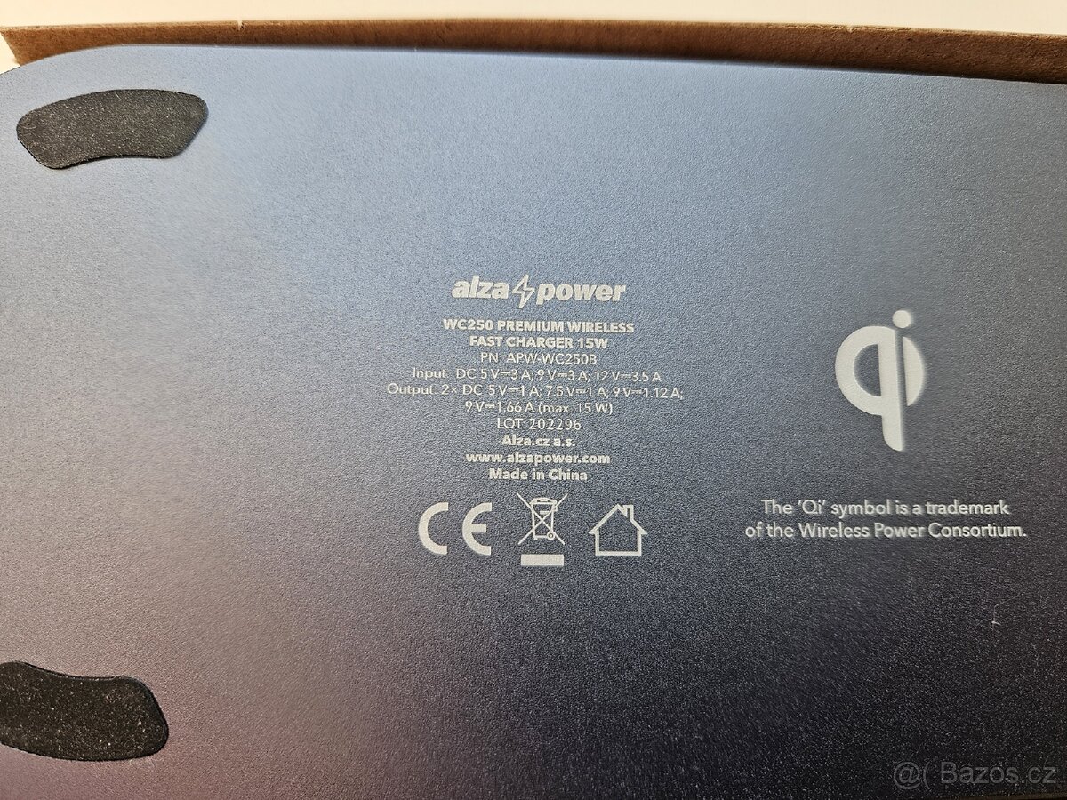 Bezdrátová Qi nabíječka dual 15W - 3