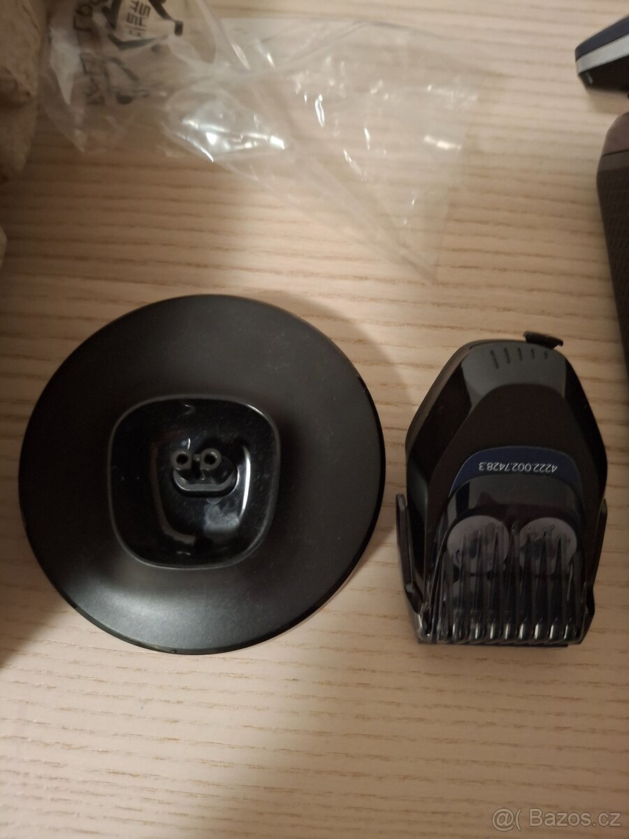 Philips holící strojek S7886/58 - 3