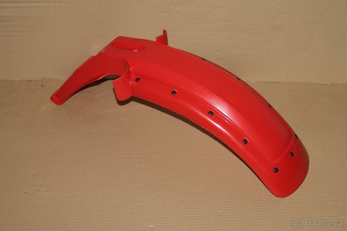 Kapotáž CZ 180 Roland - 3