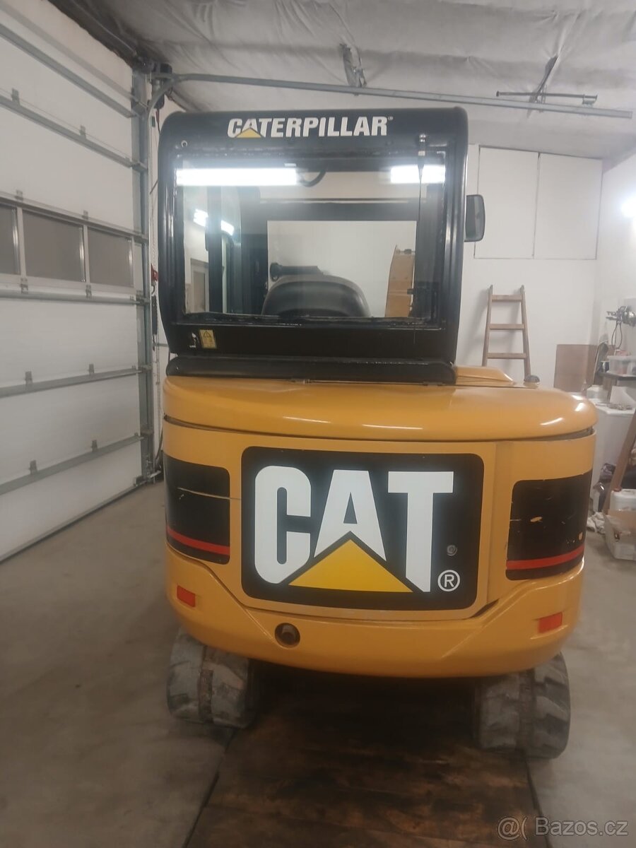 MINIBAGR CAT 302.5 S KLIMATIZACÍ - 3
