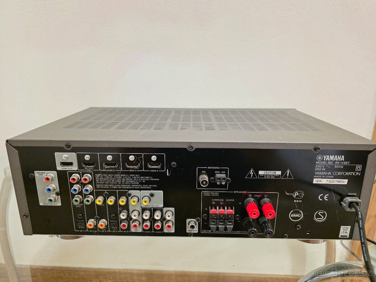 Yamaha RX-V367 - 3
