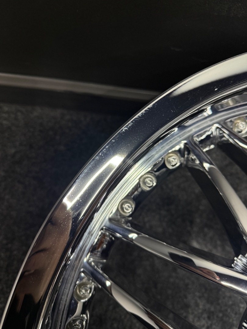 1 kus alu kolo 19” na stolek / rezerva - 3