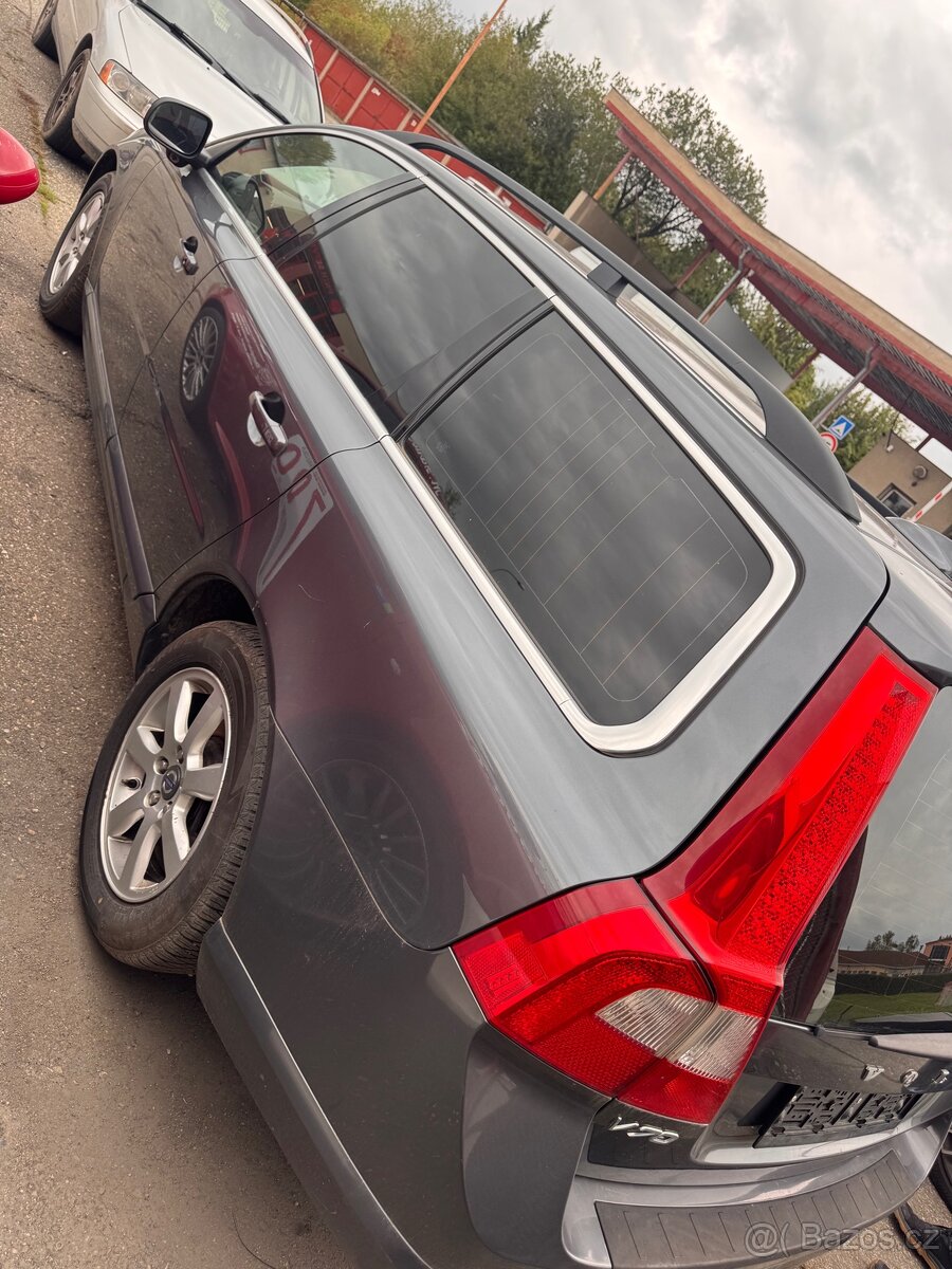 Volvo V70 D3 2011 náhradní díly - 3