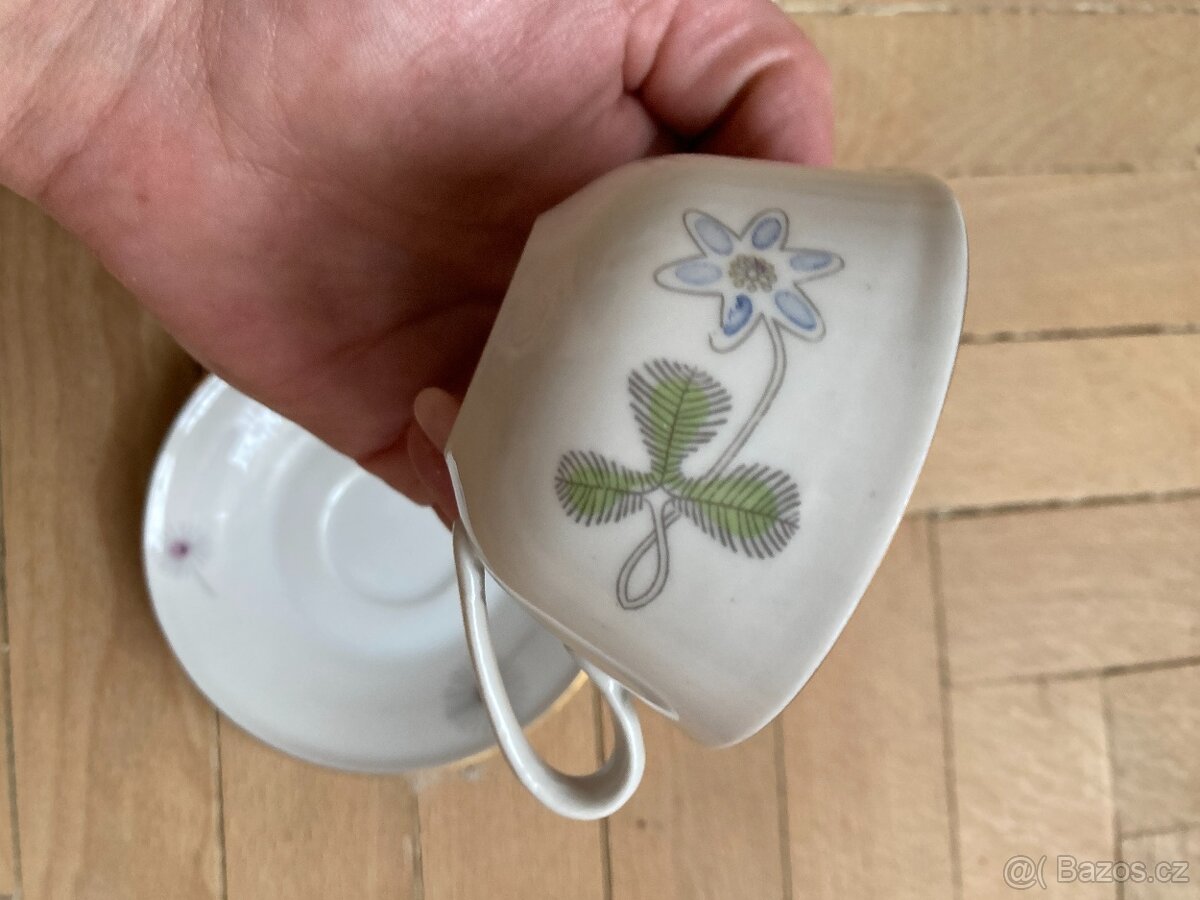 šálek a podšálek - 3