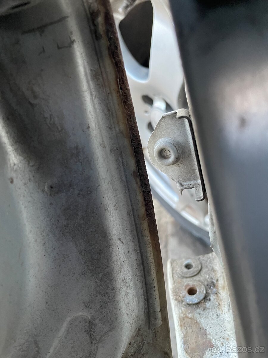 Levé přední dveře Fabia 2 - 3