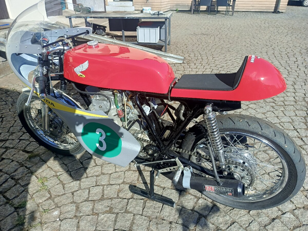 Honda CB 250 - 3