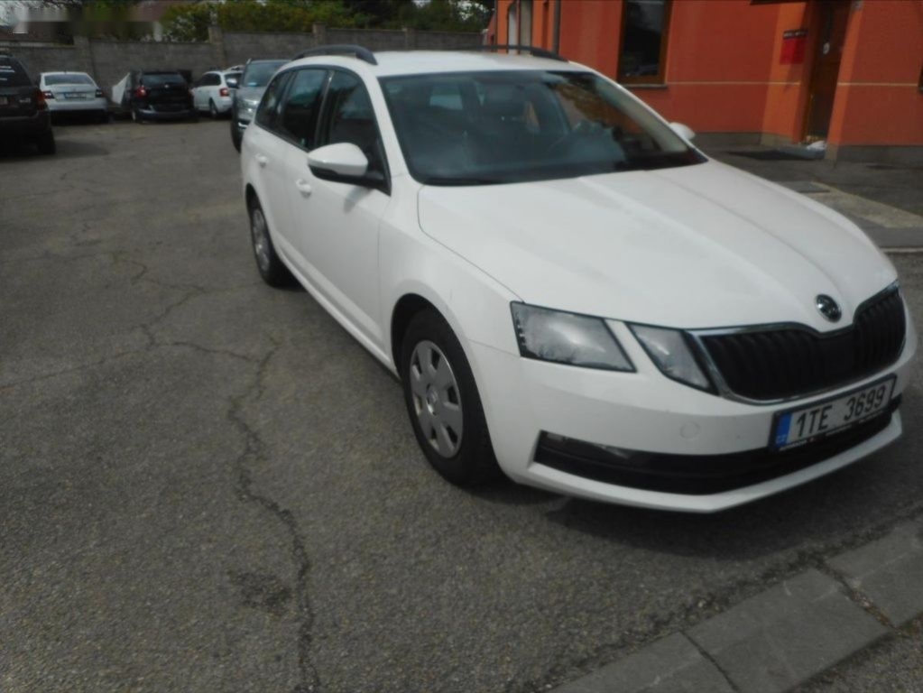 Škoda Octavia,1,6 TDi - 3