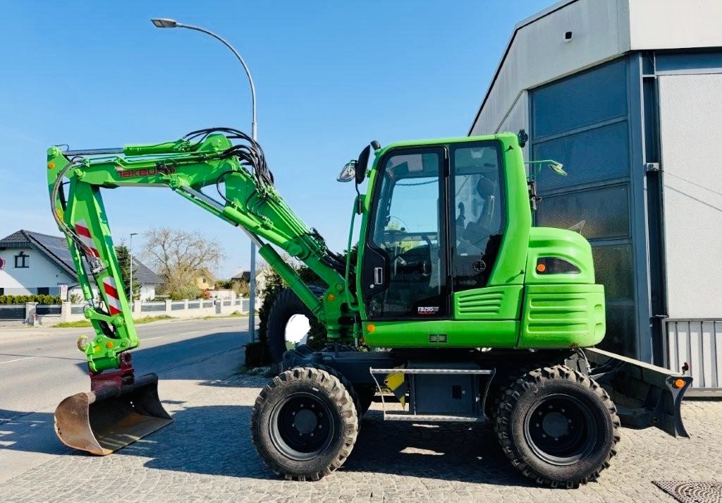 takeuchi tb 290 w - 3