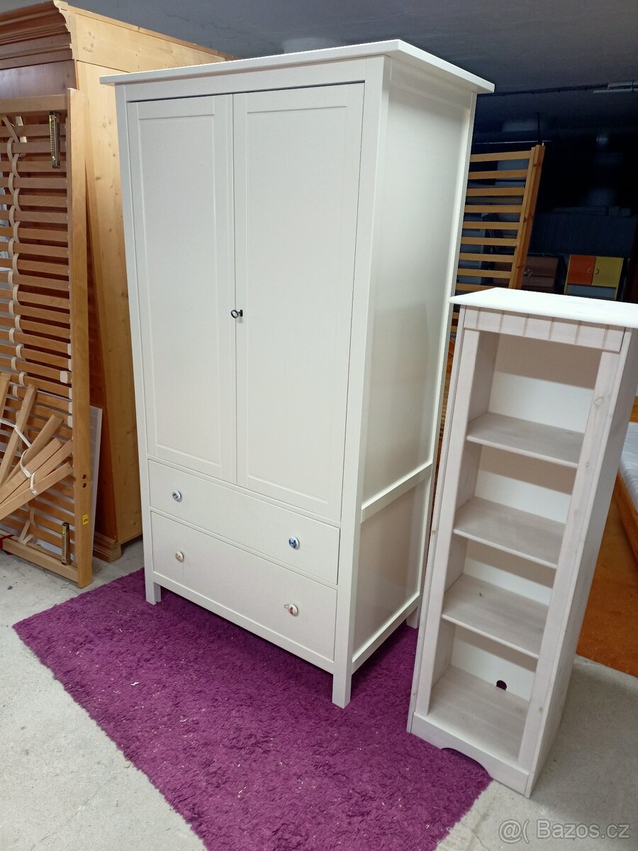 Prodám hezkou skřín IKEA HEMNES. - 3