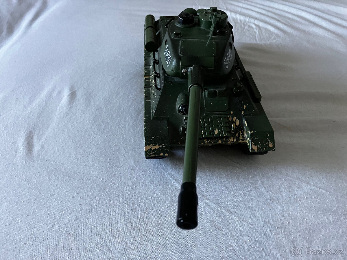 RC TANK T 34-85 - 3
