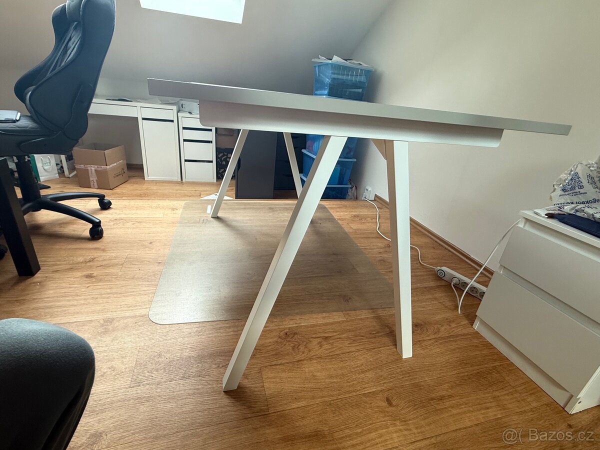 Psací stůl IKEA TROTTEN, bílý (140x80 cm) - 3