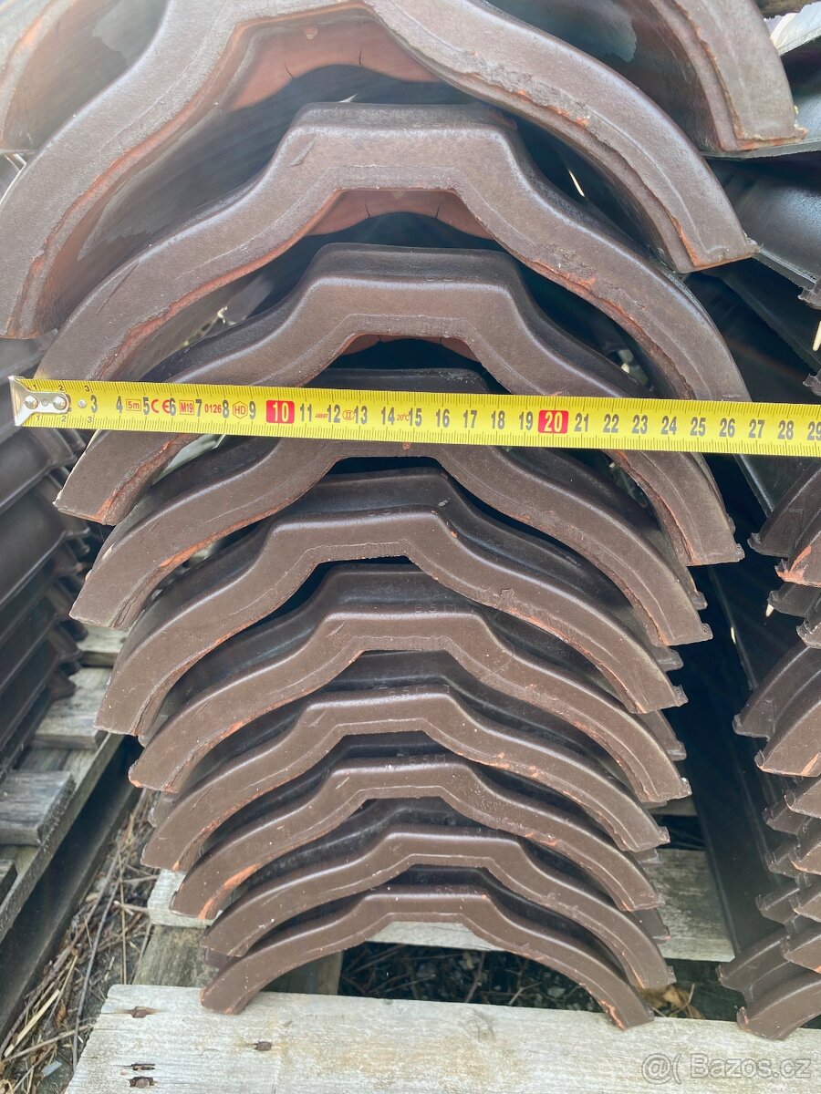 Tondach hřebenáč č.3 hnědý š.26cm - 3