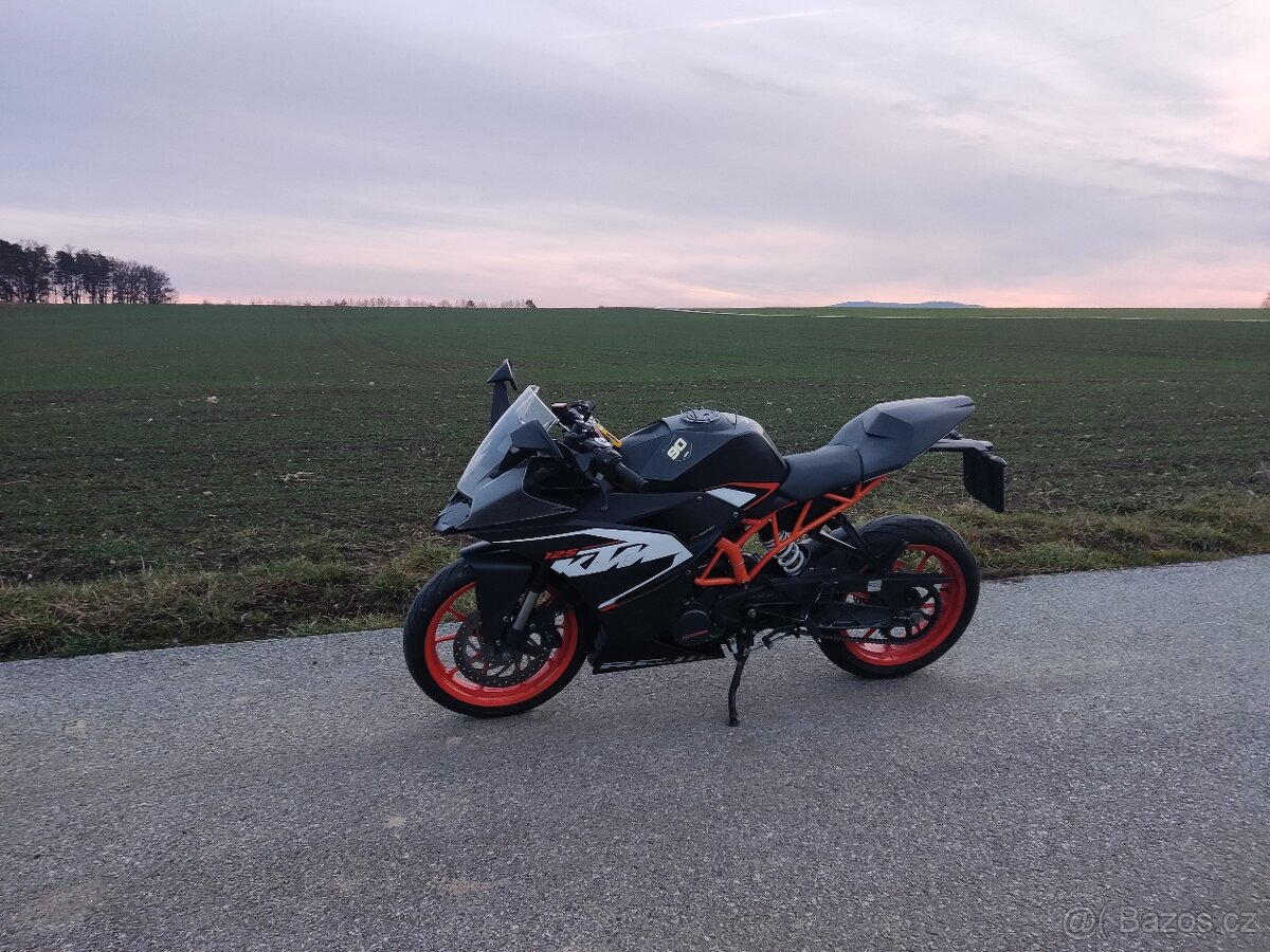 KTM RC 125 - 3