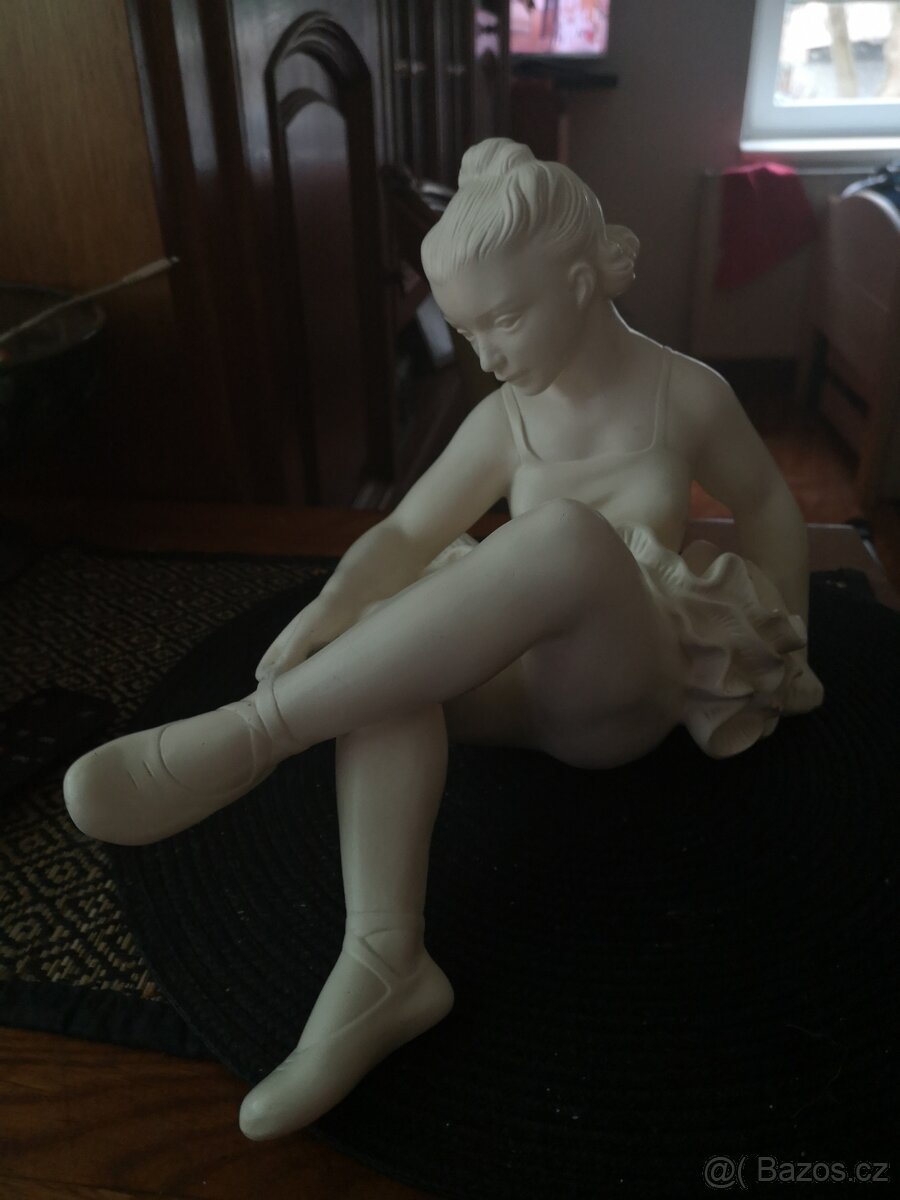 porcelánové sošky značené - 3