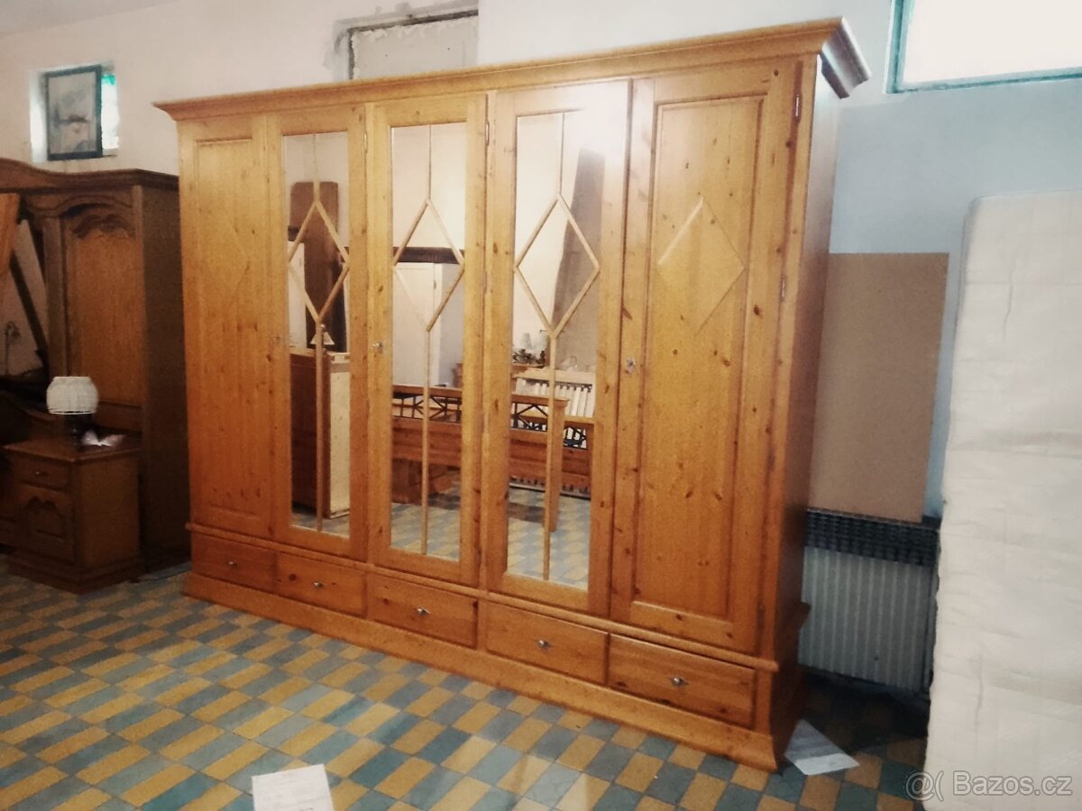 KOMPLETNÍ DŘEVĚNÁ LOŽNICE MUSTERRING - 3