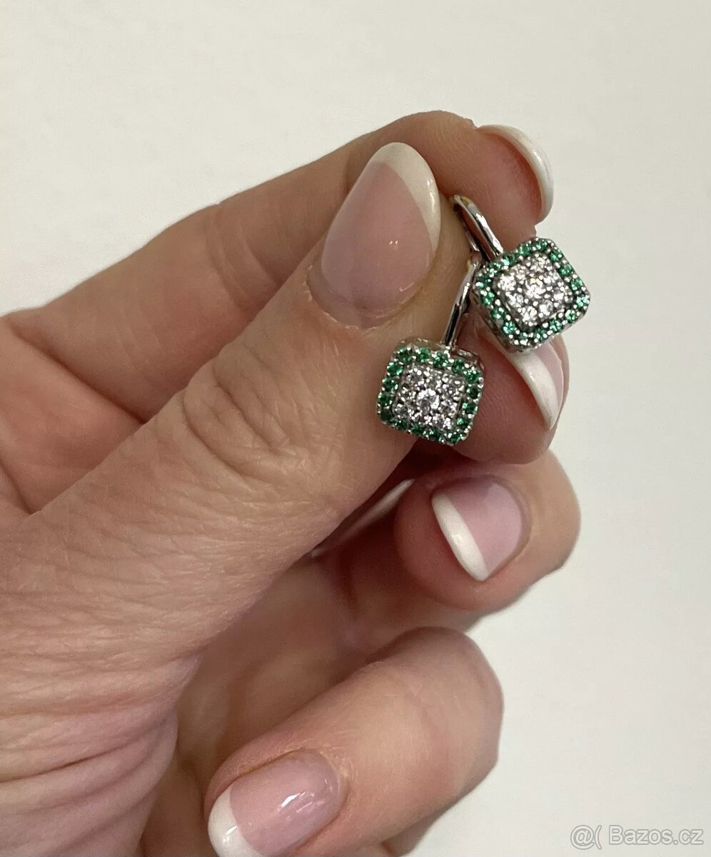 NOVÉ Skutočne krásne, netradičné náušnice z bieleho zlata - 3