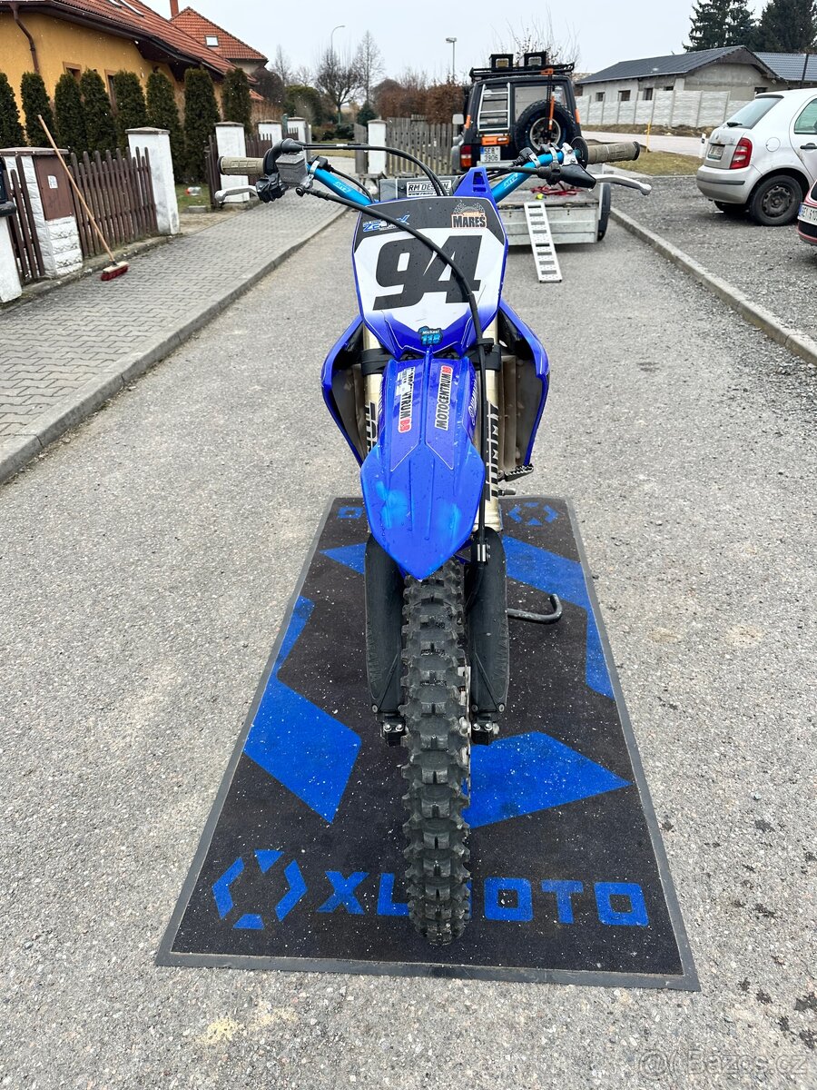 Yamaha yzf 250 - 3