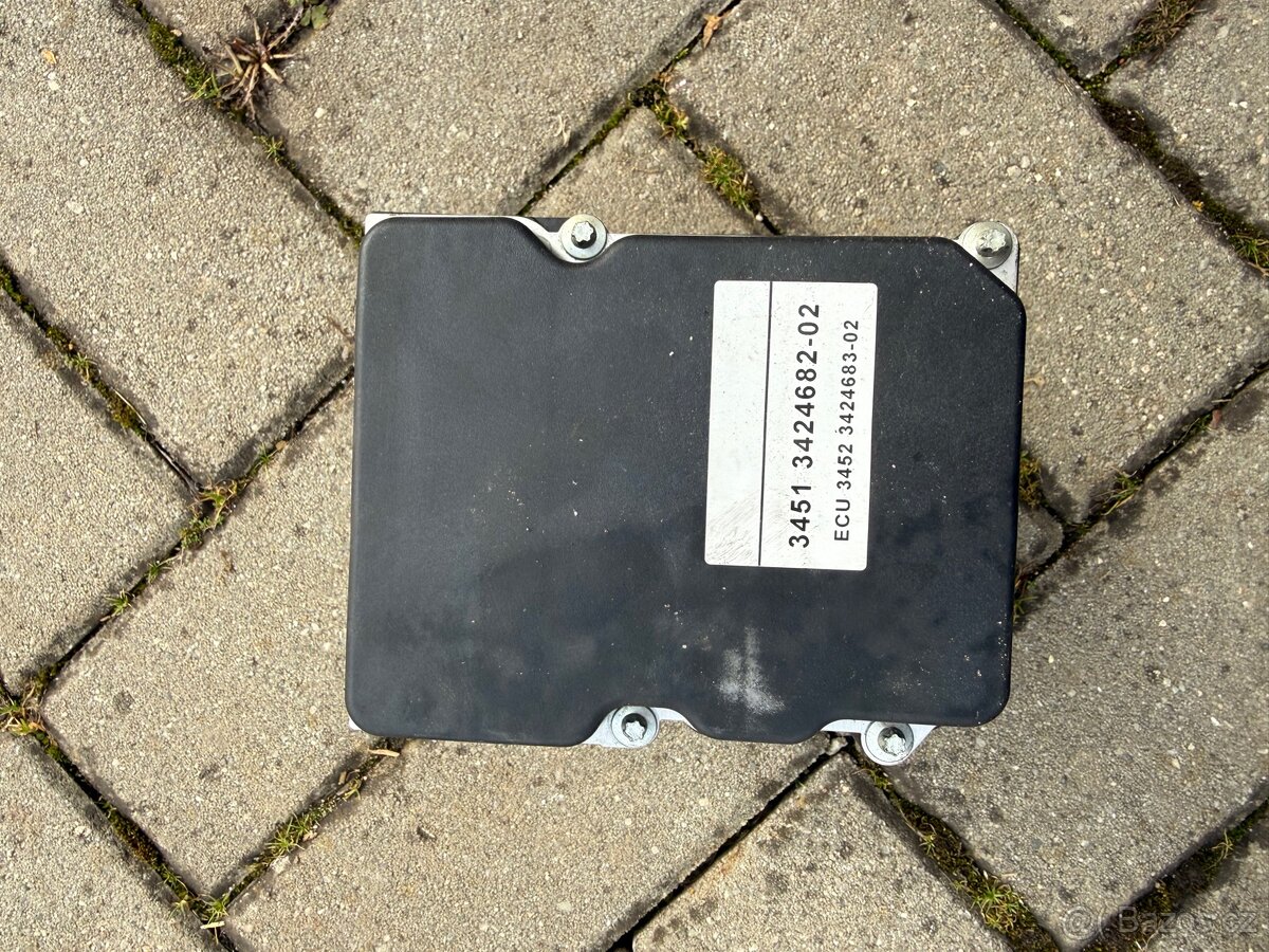 Abs kostka bmw e83 3.0d 160kw - 3
