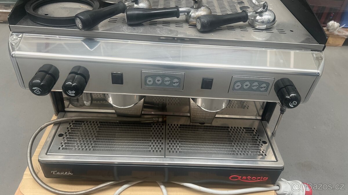 KÁVOVAR TOUCH SAE/2 DSP DVOUPÁKOVÝ -top - 3