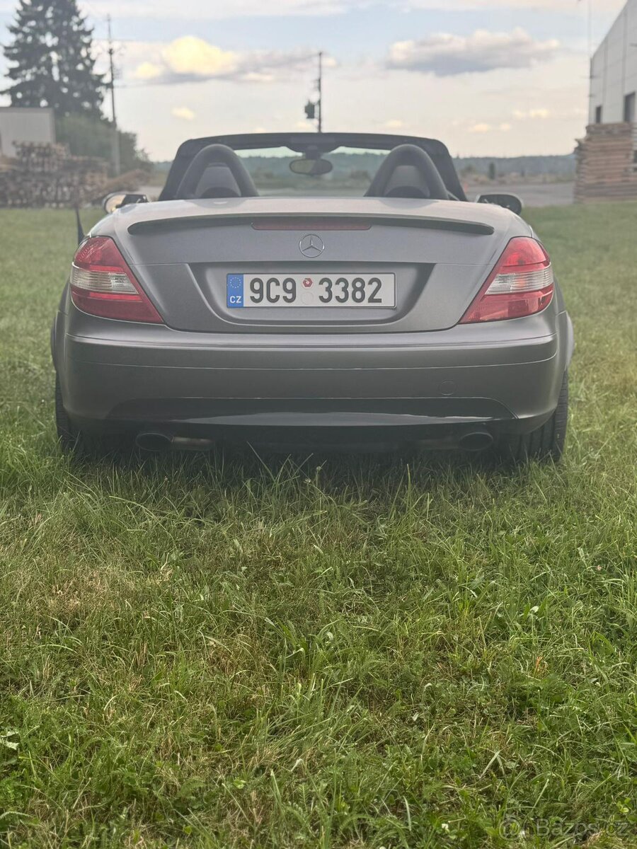 Merceden Benz SLK200 - 3