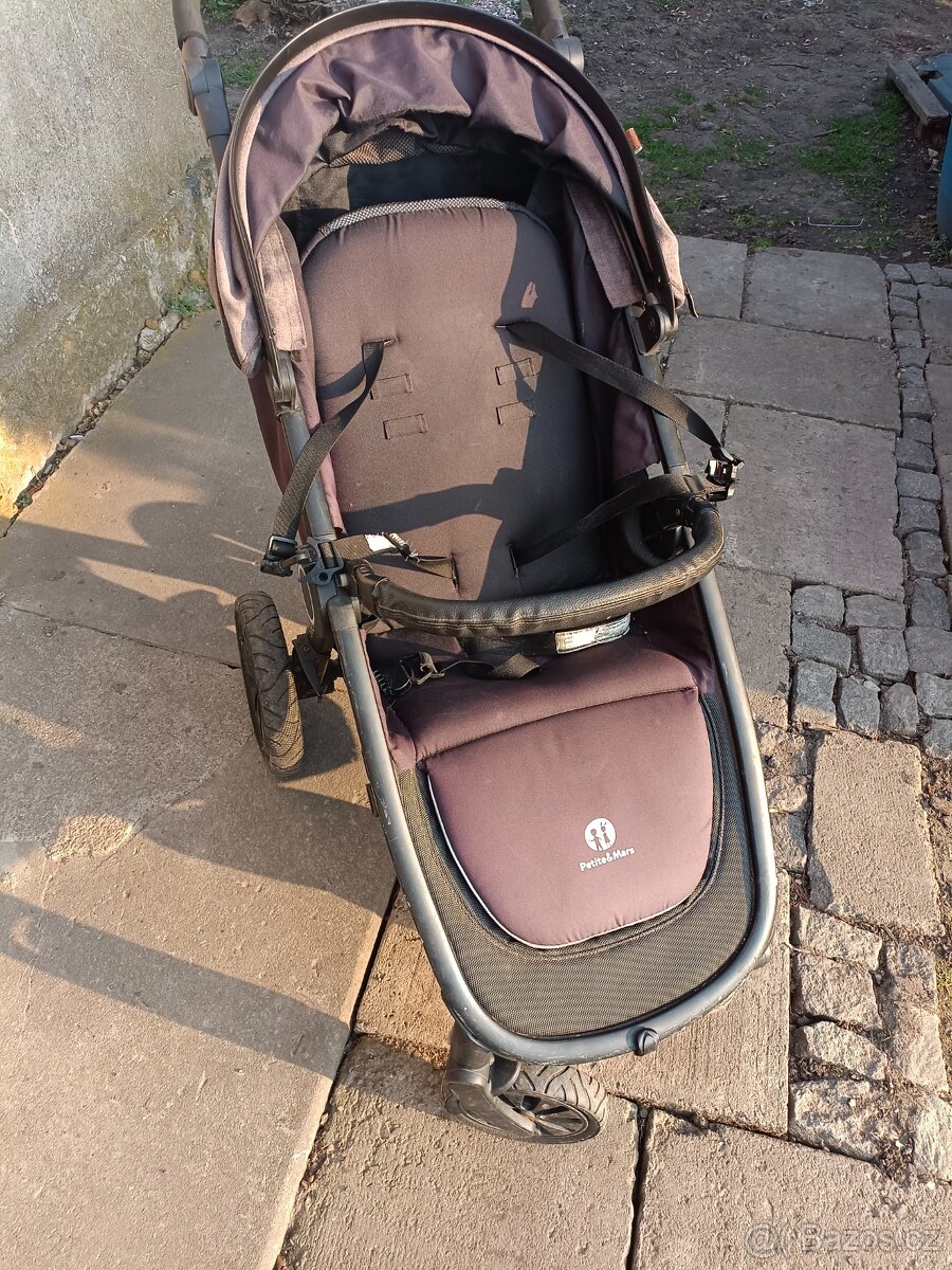 Kočárek Petite&Mars Street - 3