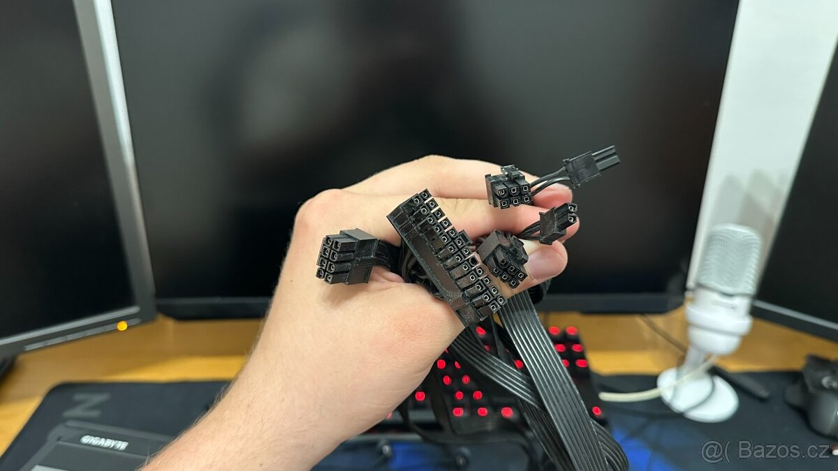 Zdroj Gigabyte P550B - 3
