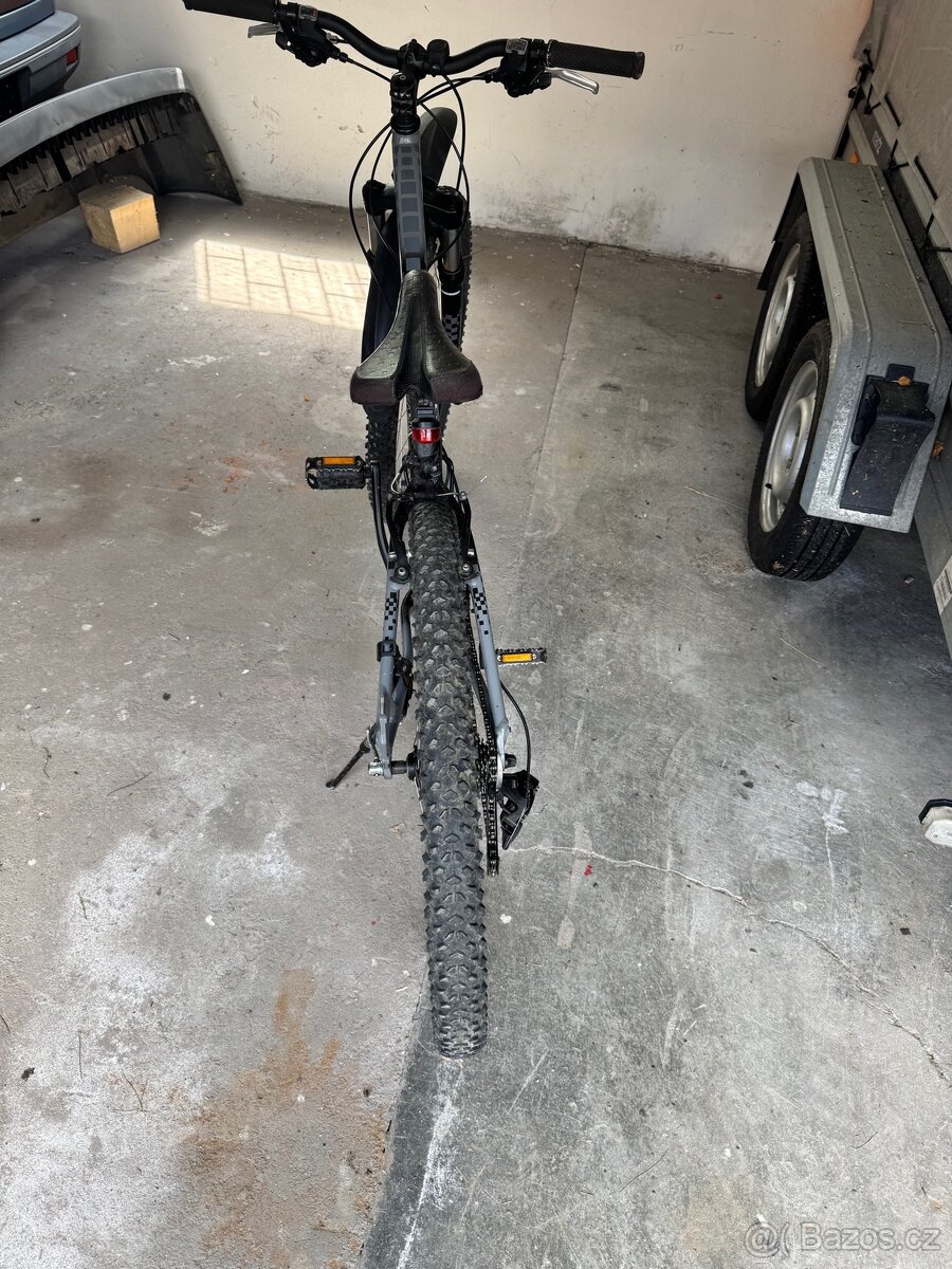 Dětské kolo Specialized 24 - 3