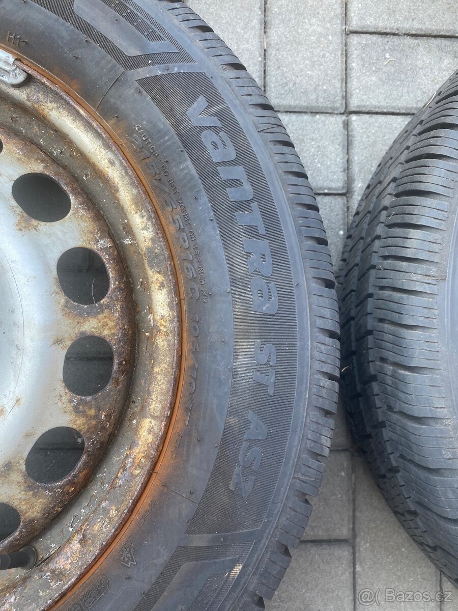 Hankook Vantra 215/65 R16 - 3