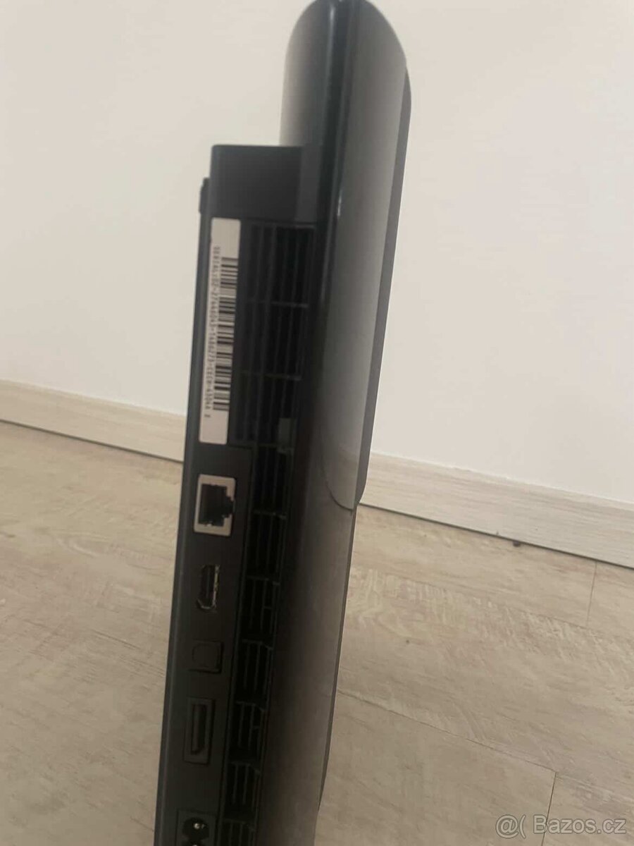 Playstation 3 Super Slim - 3
