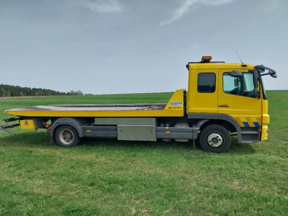 Mercedes Atego 1222 odtahový speciál Tischer