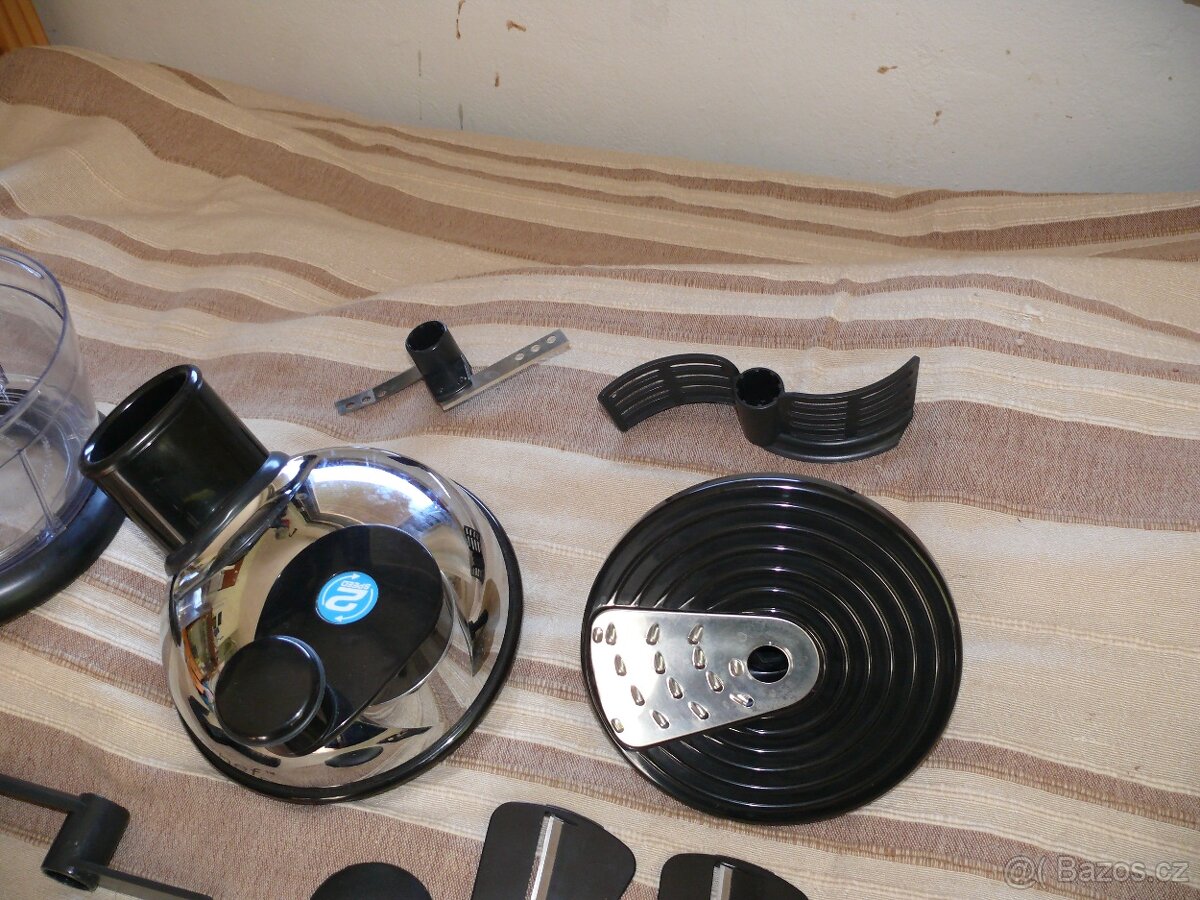 Nabízím kuchynský robot - 3