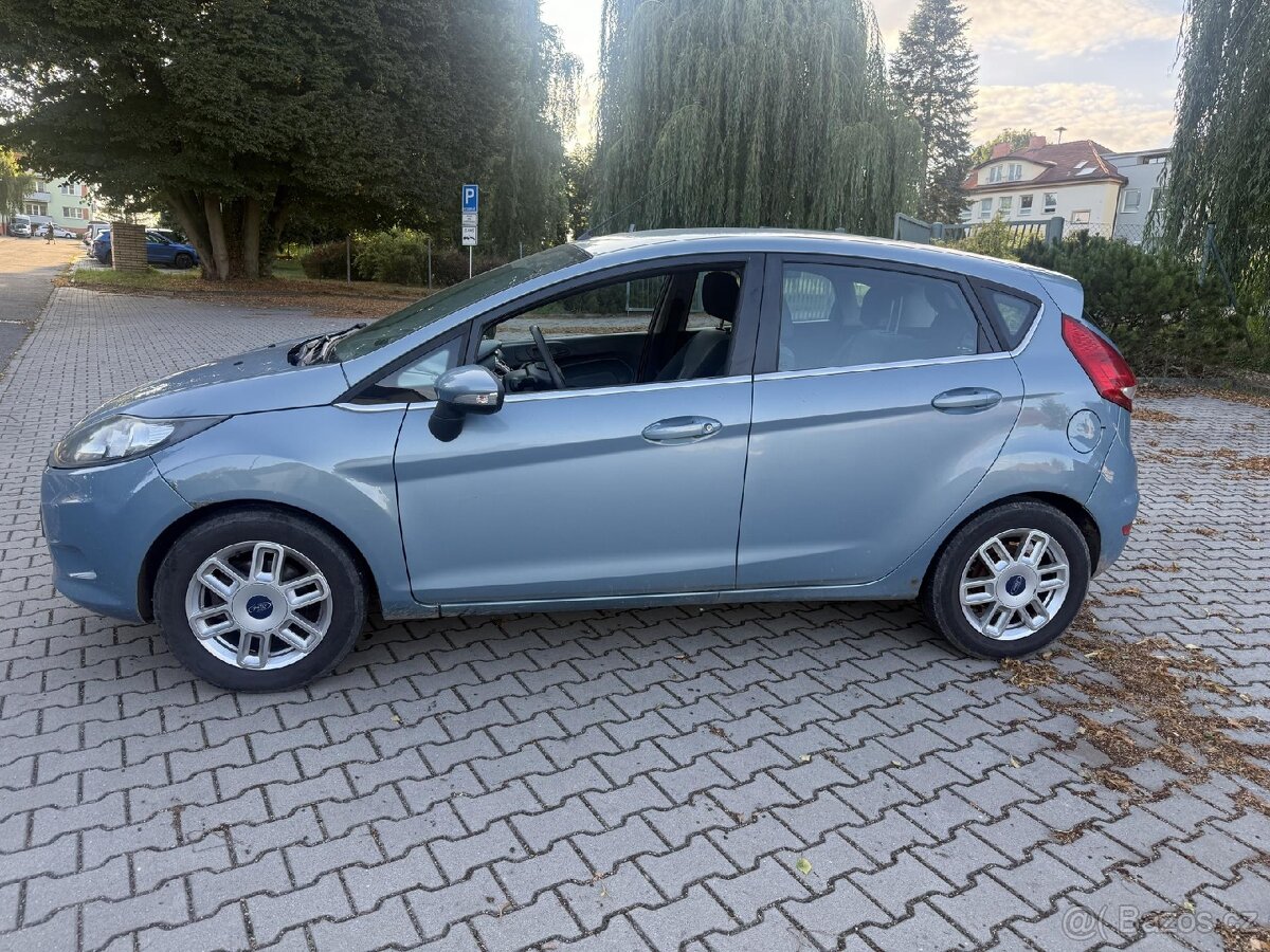 Ford Fiesta 1.3i - 3