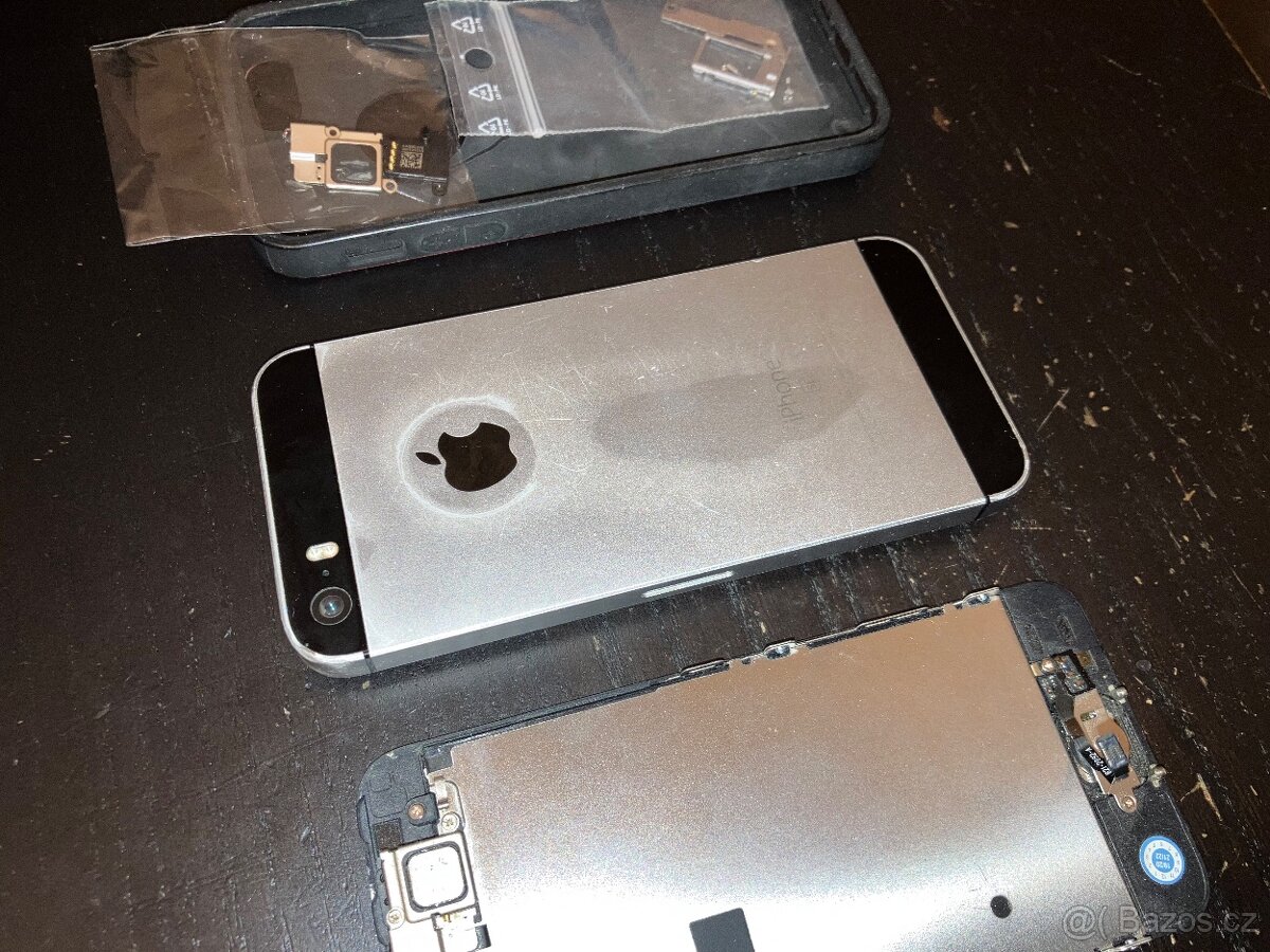 iPhone SE 2016 (1. generace) - na náhradní díly - 3