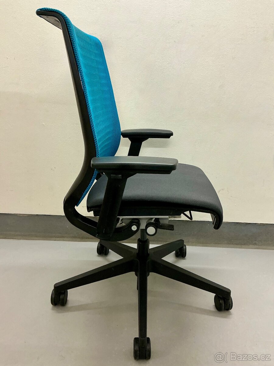 Kancelářská židle - Steelcase Think - 3