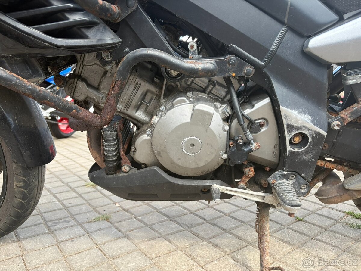 Suzuki DL1000 V-Storm 2007 - 3