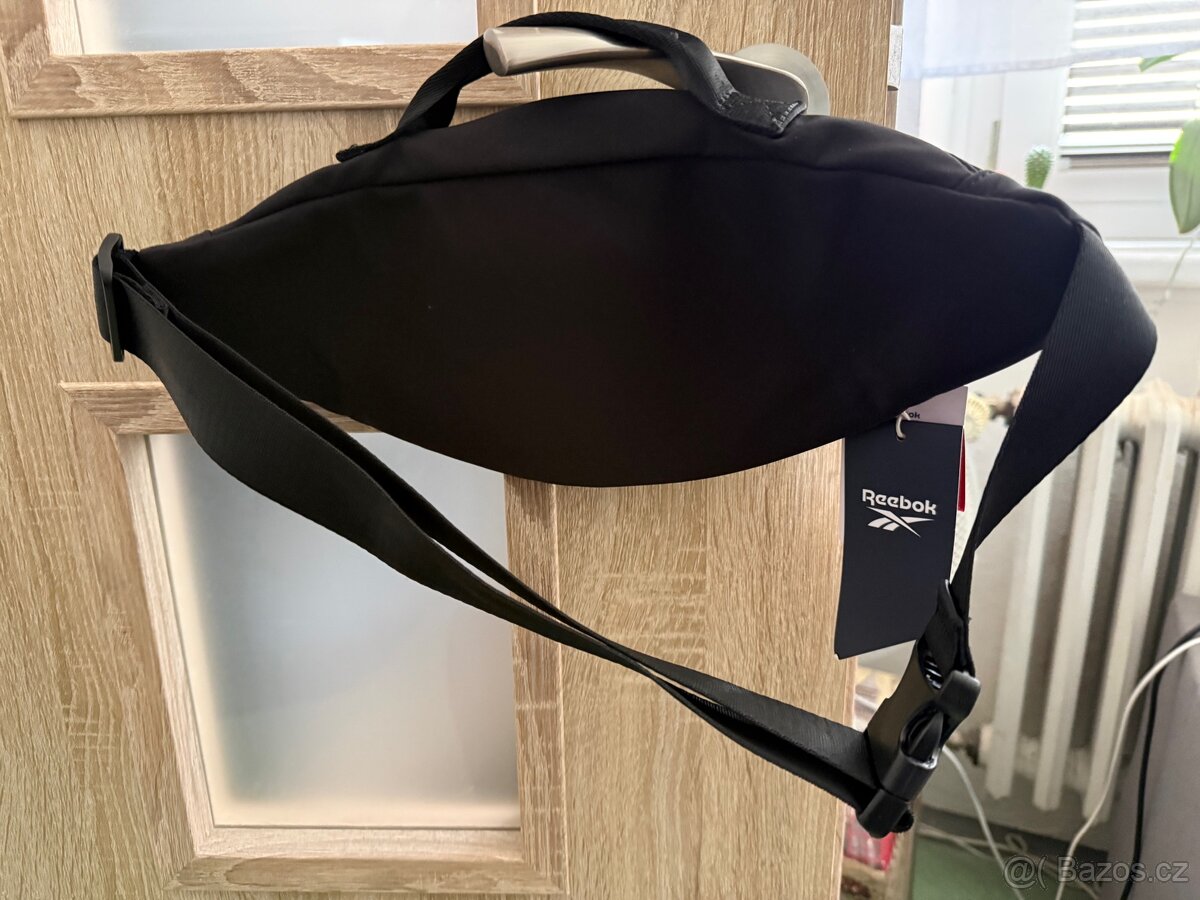 Reebok ledvinka - 3