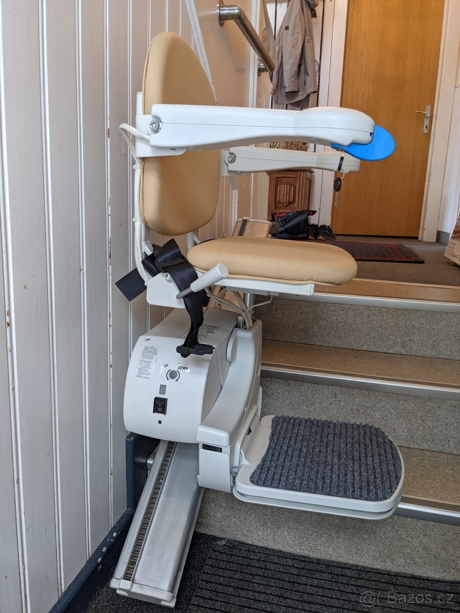 Schodišťová sedačka výtah + montáž - 3