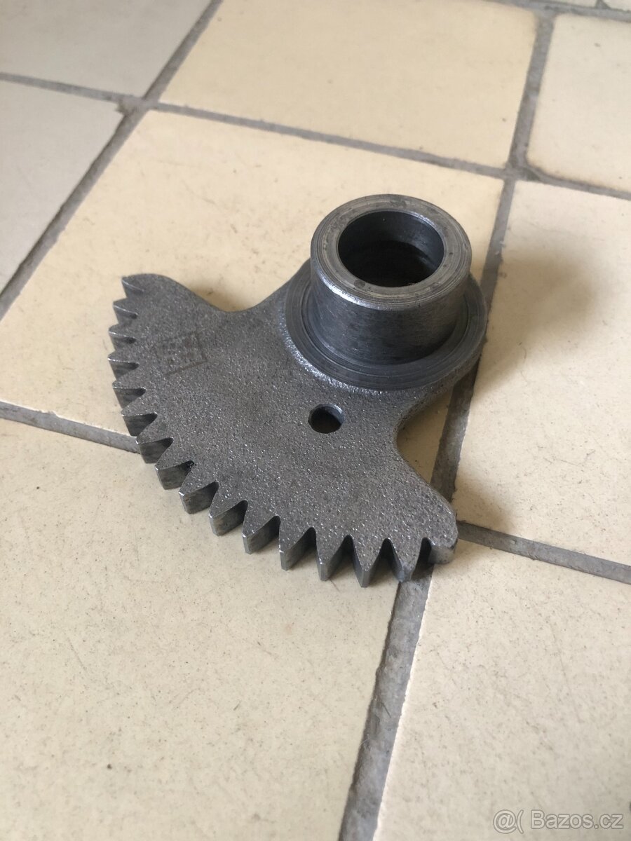 Prodám náhradní díly z motoru jawa 350 / 623 nebo 624 - 3