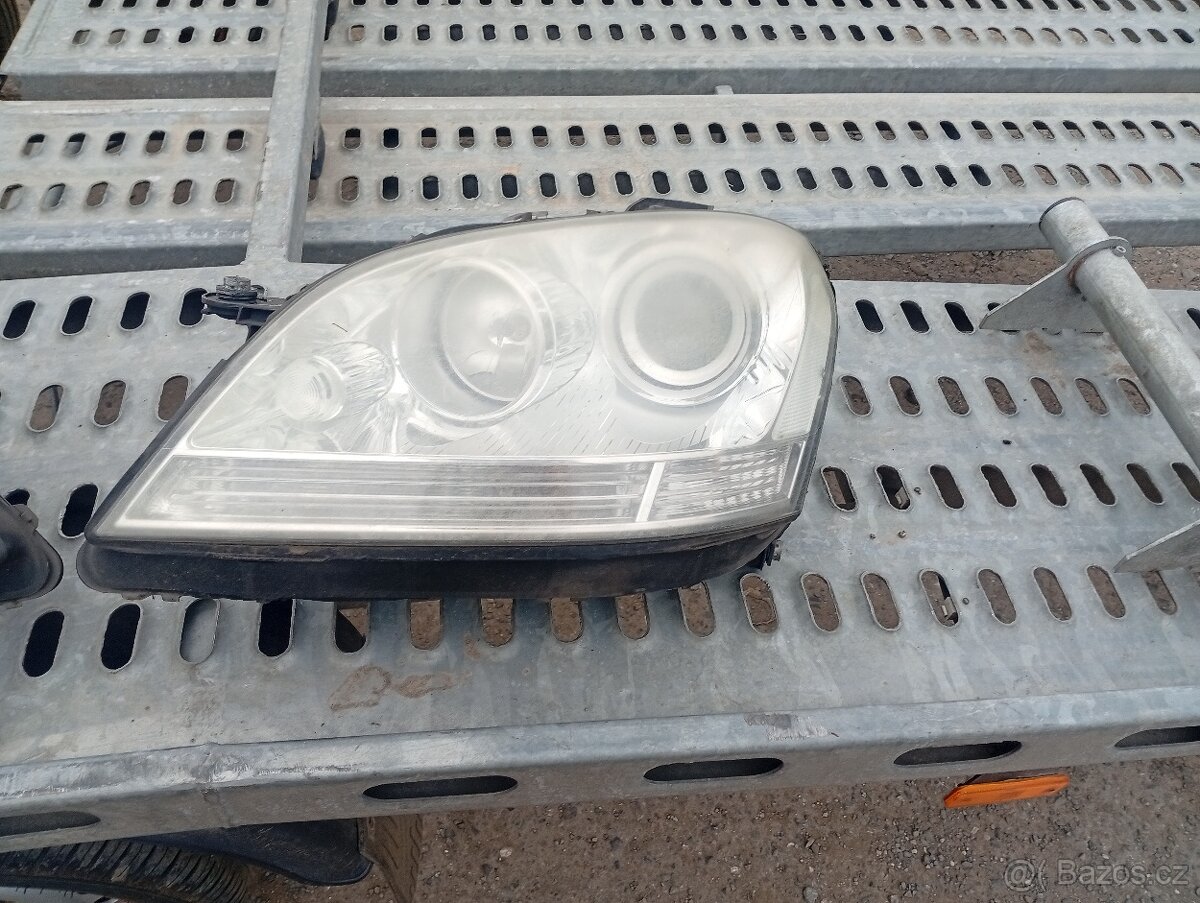MERCEDES BENZ ML W164 PŘEDNÍ SVĚTLA KLASIK ŽÁROVKY - 3