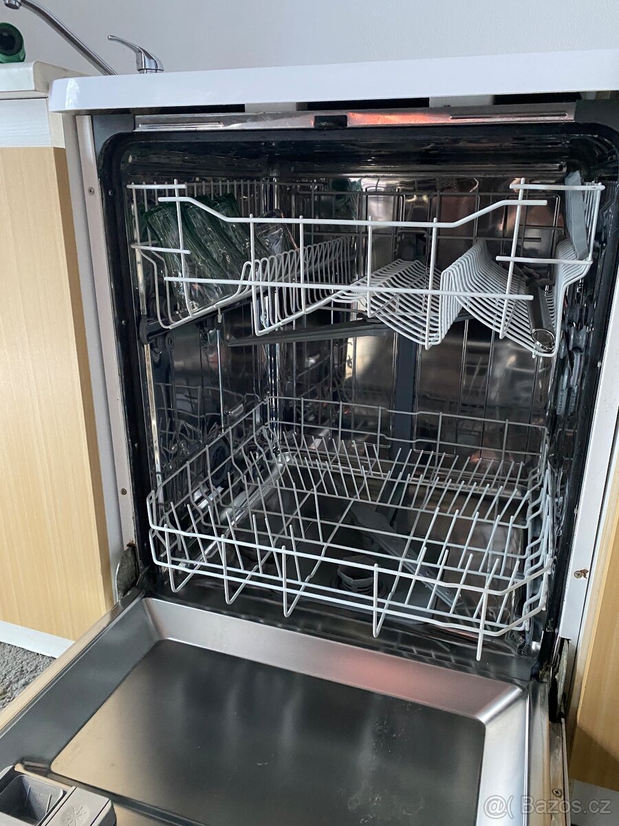 Prodám myčku ECG - 3