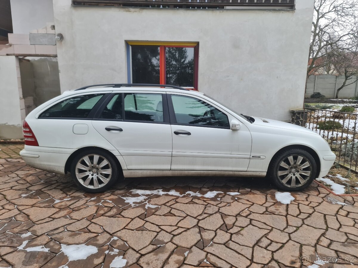 MB C 220CDI kombi, 2.148ccm, 105kW, r.v.2001 - 3