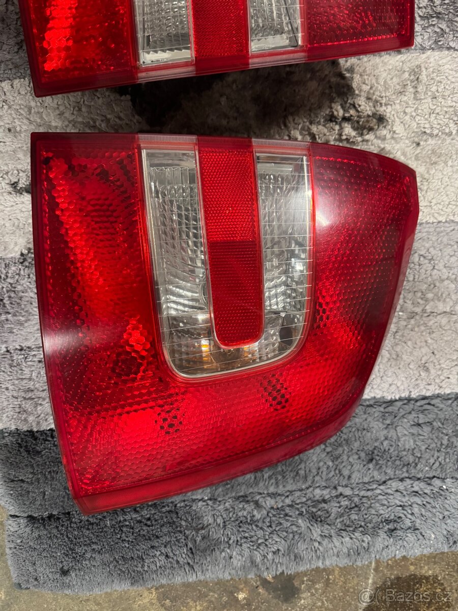 zadni svetla octavia 2 combi - 3