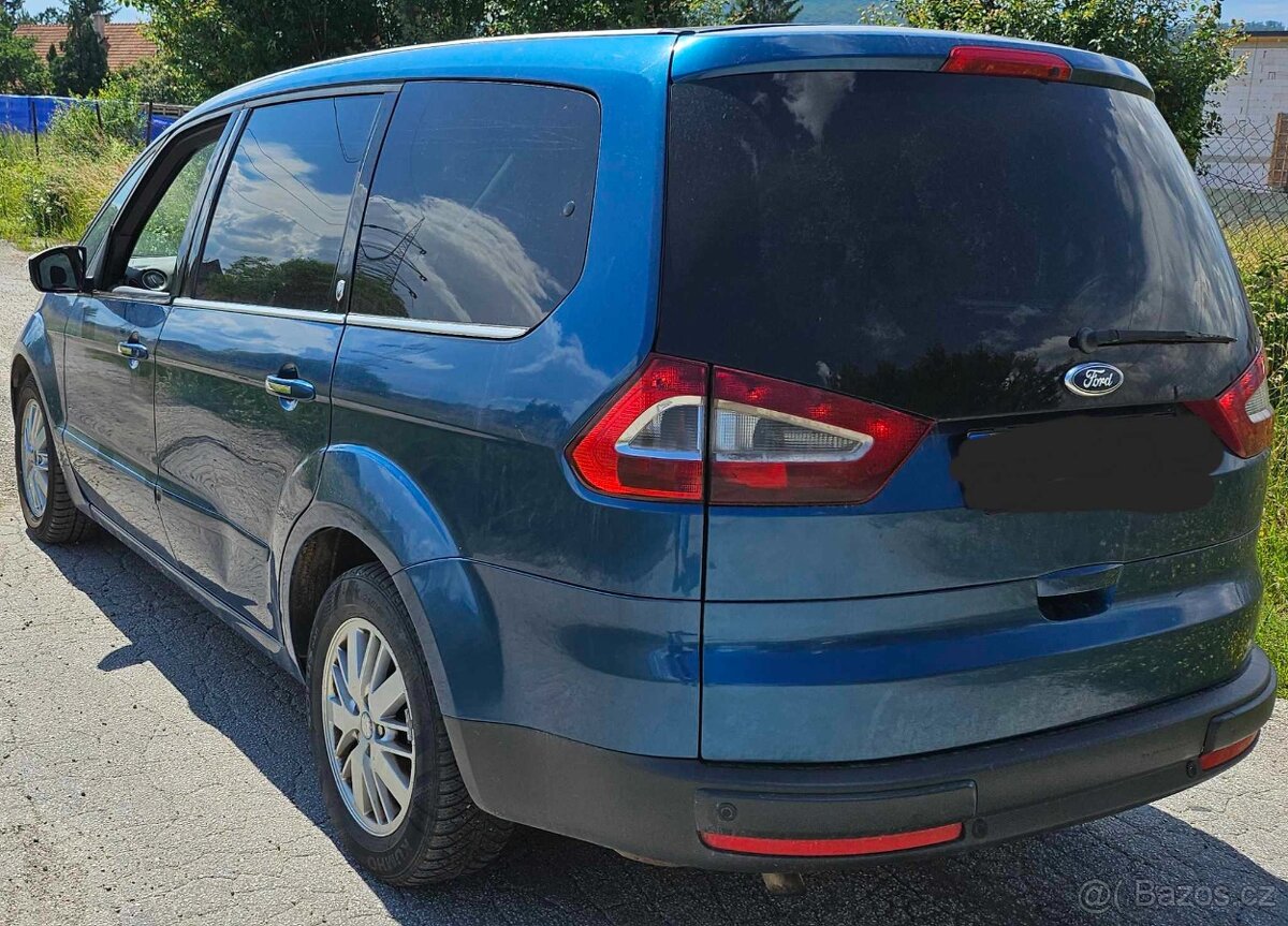 Rozprodám Ford Galaxy 2.0 tdci 103kw 2008 - 3
