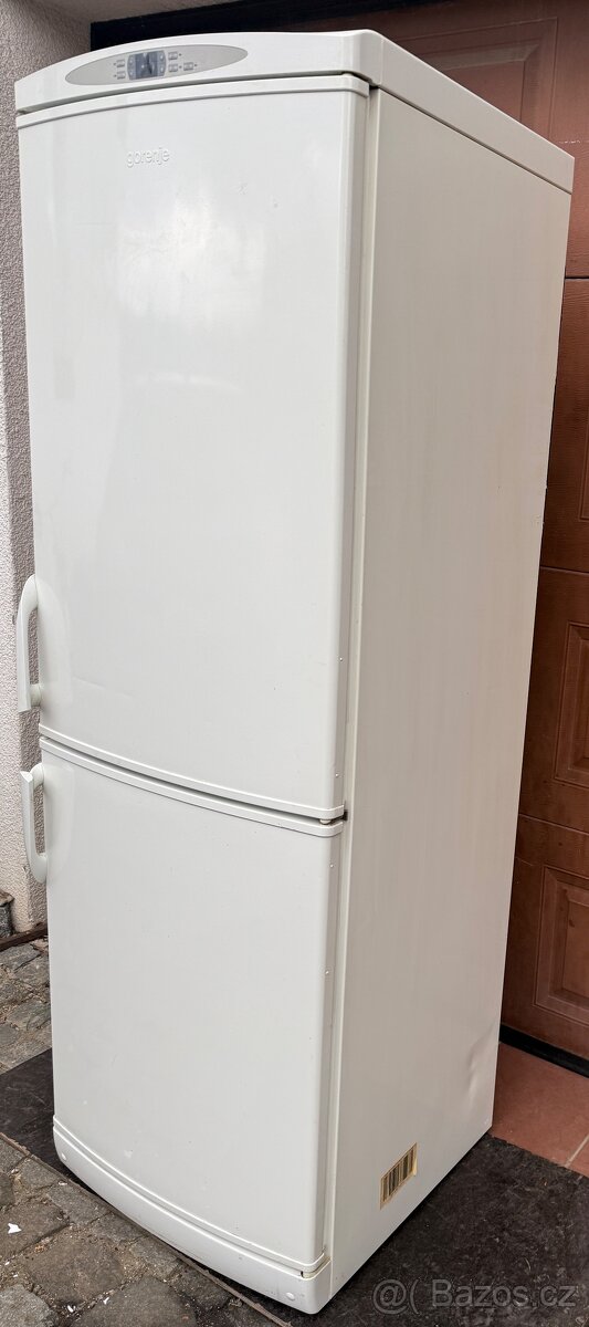 Lednice s mrazákem Hisense RB343D4AW1 - 3