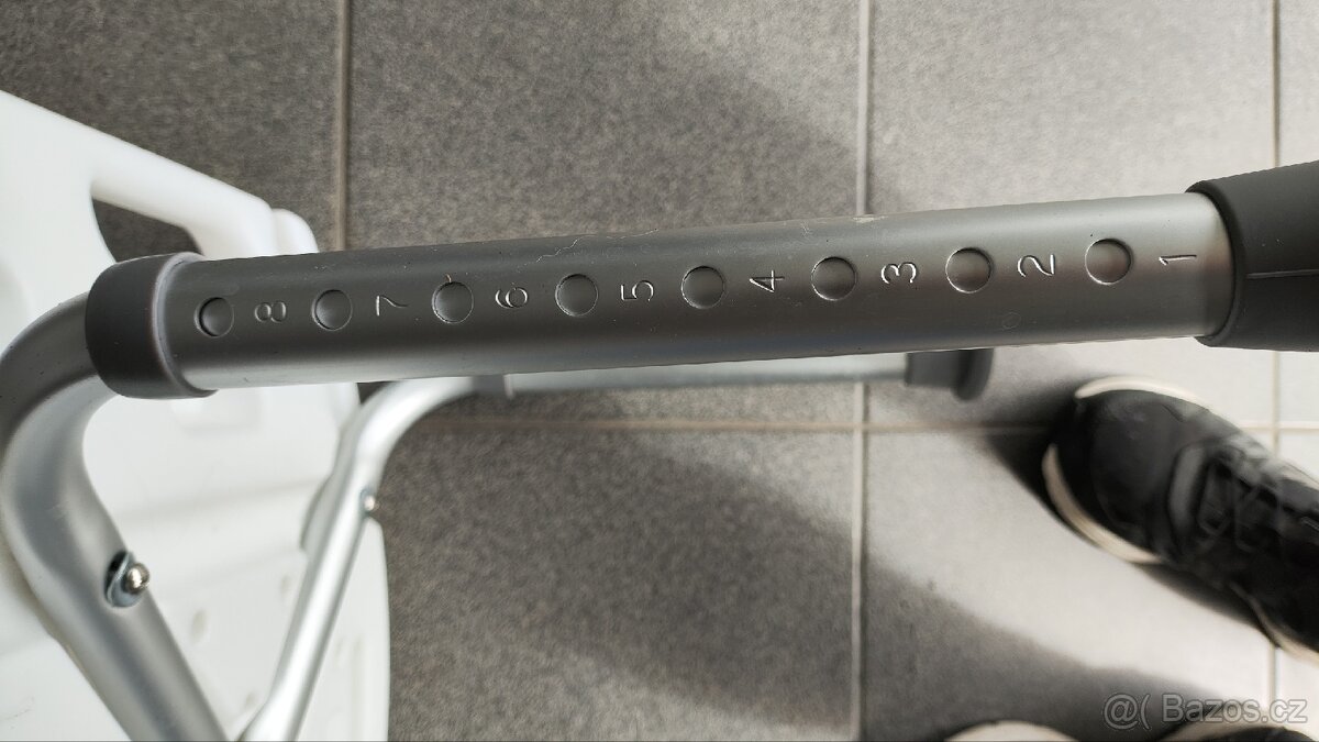 Stolička Bemeta (sedátka do sprchy) - 3