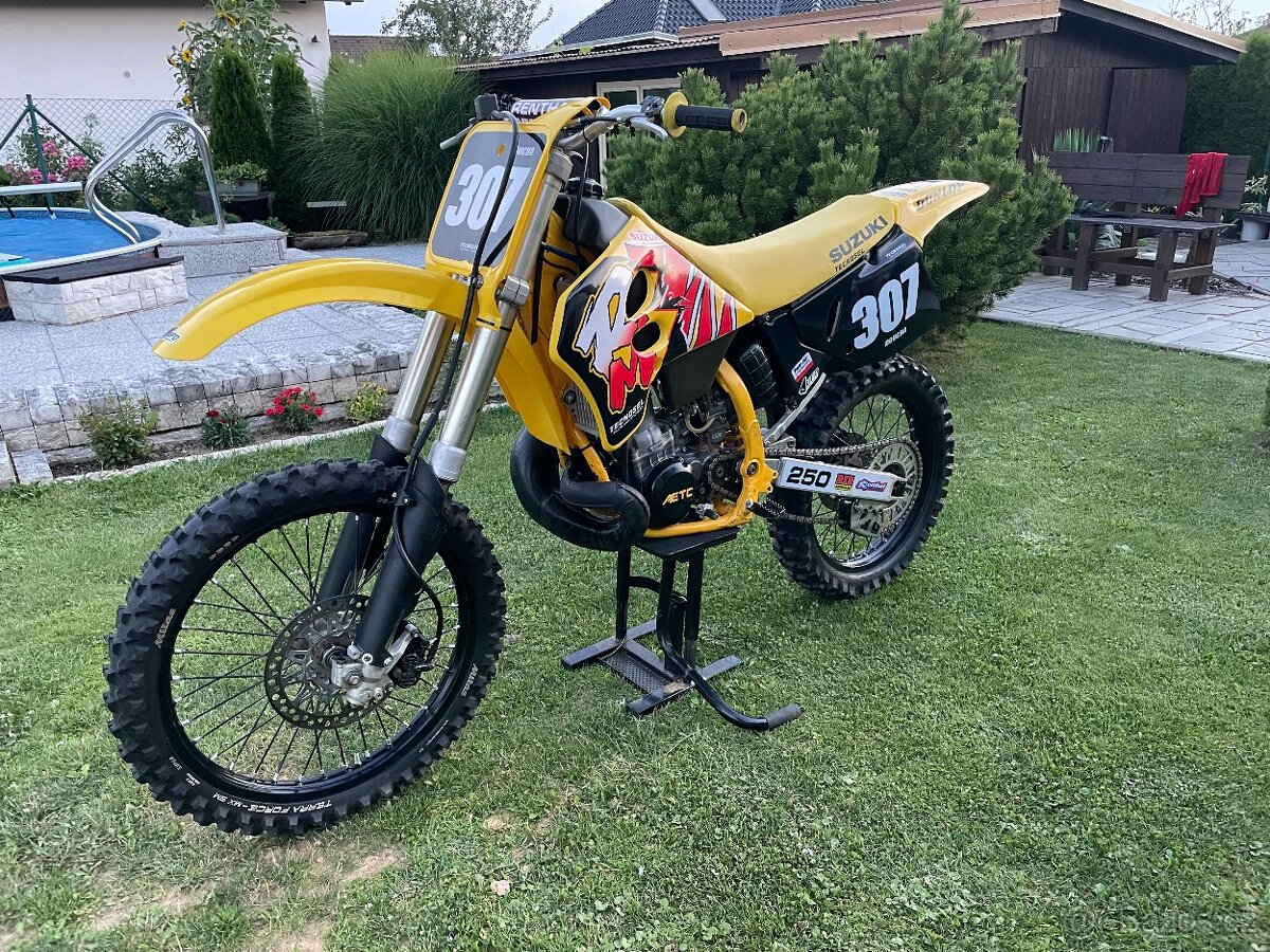 Suzuki rm 250 EVO