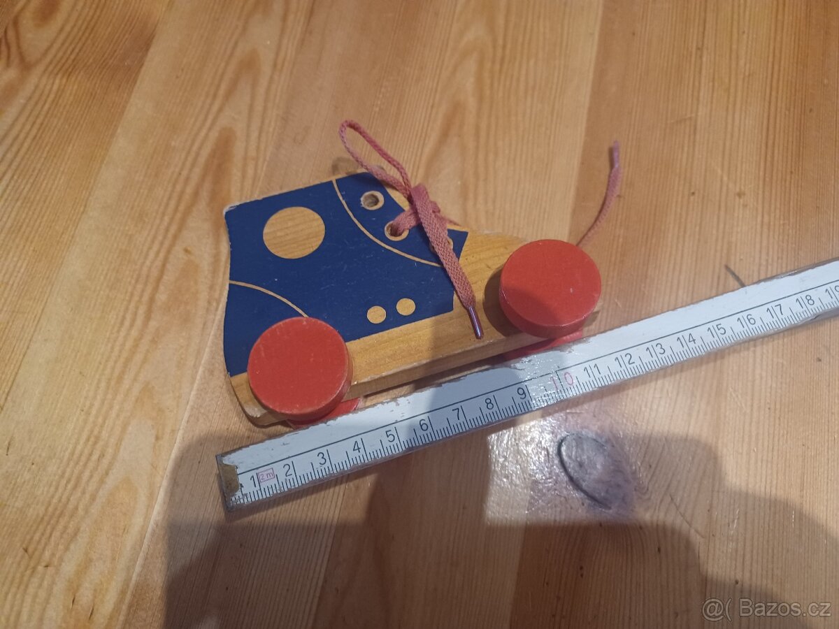 Dřevěné hračky- Provlékačka + na zavazování tkaniček - 3